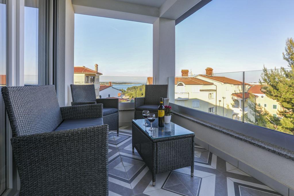Viras Luxury Holiday Premantura Exteriér fotografie
