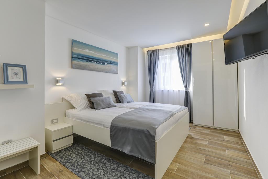 Viras Luxury Holiday Premantura Exteriér fotografie
